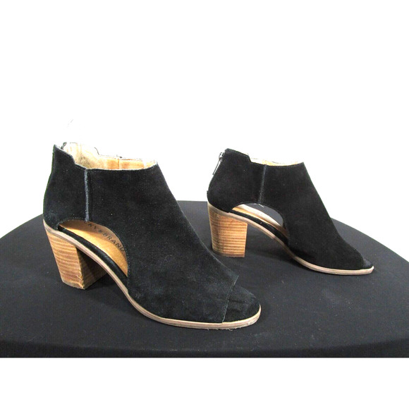 Lucky Brand Keight Black Suede Cut Out Side Peep Toe Sandal Booties Women 6.5 M - Picture 4 of 11